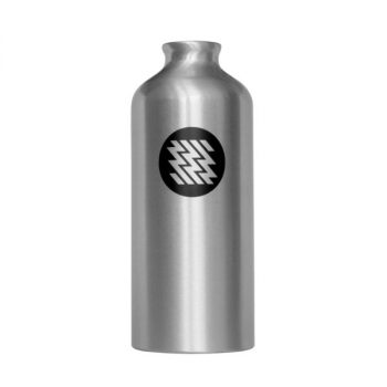 alumiiniumist vesipiibu pudel ning toiduainetööstuses sobilikust materjalist vesipiibu aksessuaar